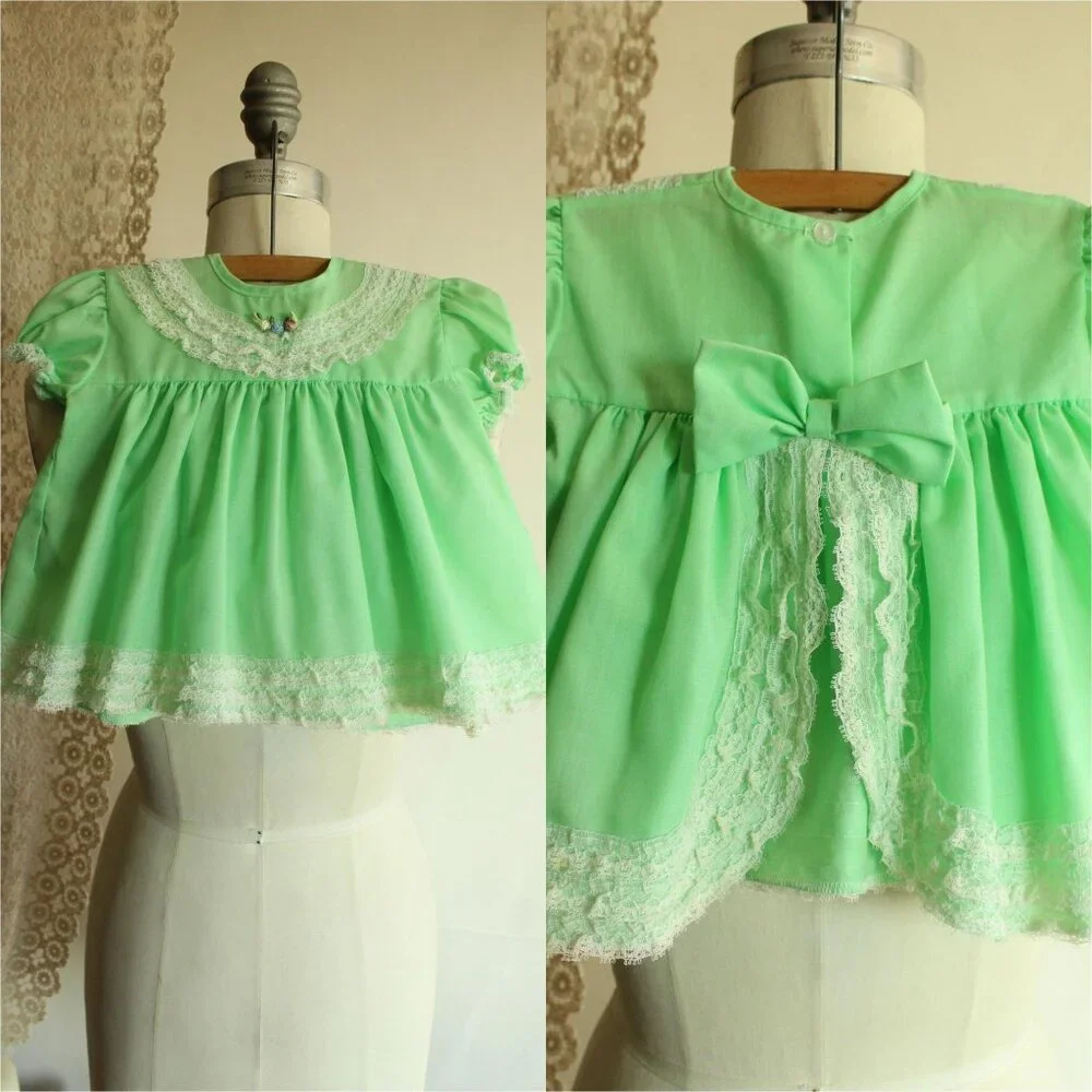 Vintage Baby Dress, Green with Lace Trim Little Girls Frilly Frock - Picture 1 of 10